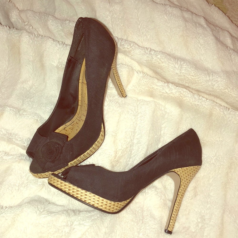 Anne Michelle heels!